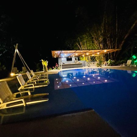 Отель Grand Park Manuel Antonio Кепос Экстерьер фото