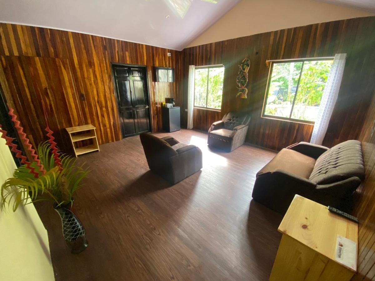 Отель Grand Park Manuel Antonio Кепос Экстерьер фото