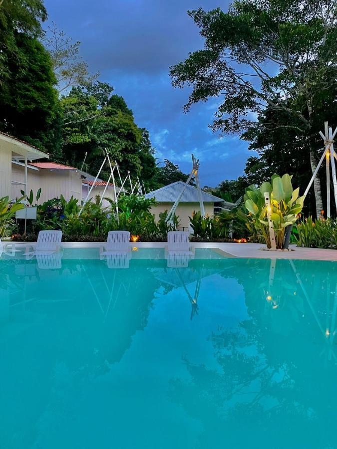 Отель Grand Park Manuel Antonio Кепос Экстерьер фото